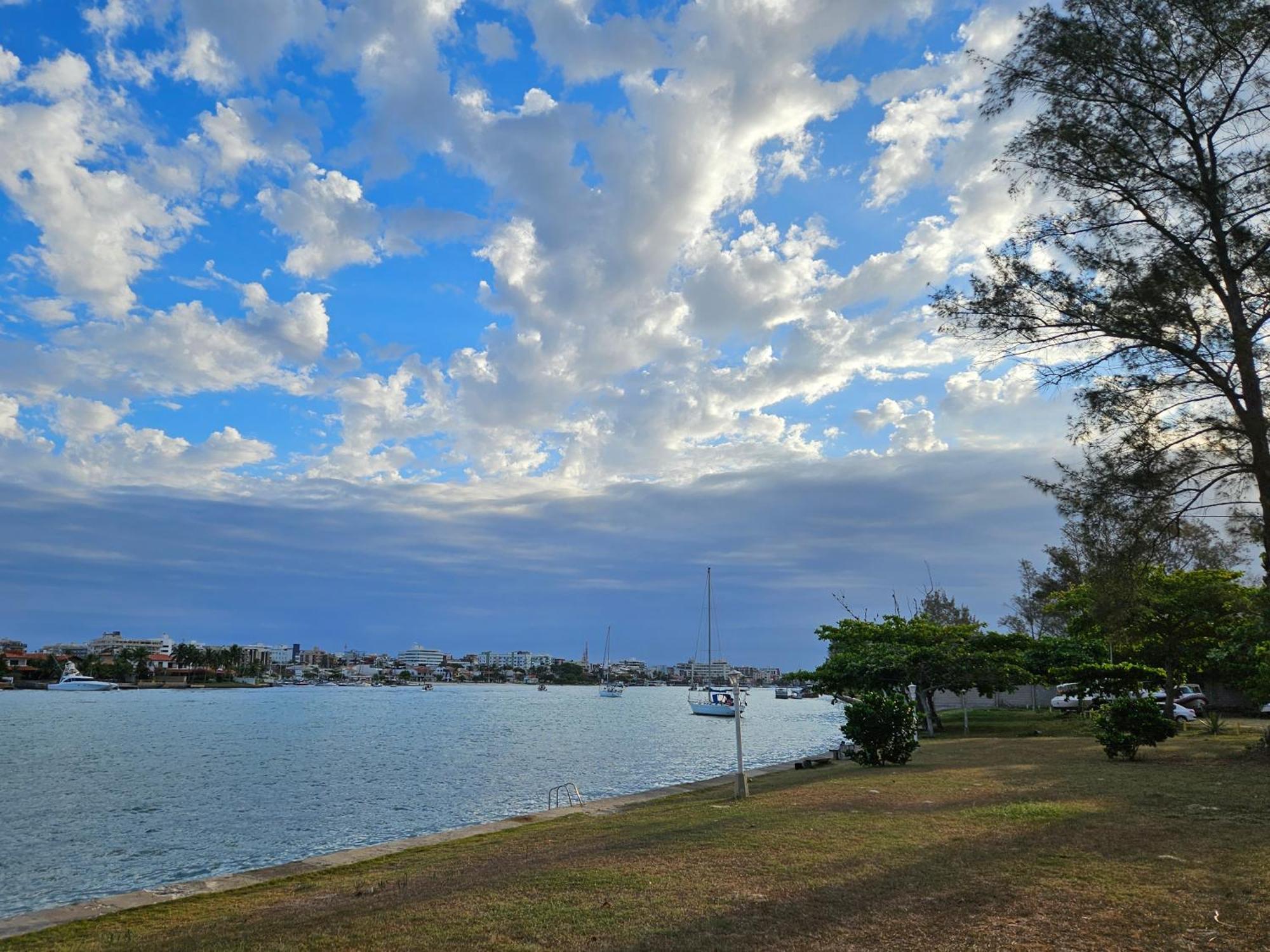 Condominio Cabo Frio Luaran gambar